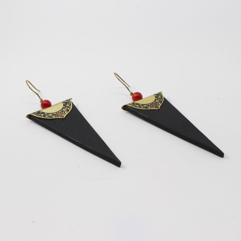 Brass Plate Leather Earrings — Black & Gold | 2sheen Collection — detail