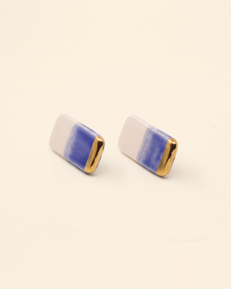 Handmade gold plated earrings, black, cream, gold — packshot