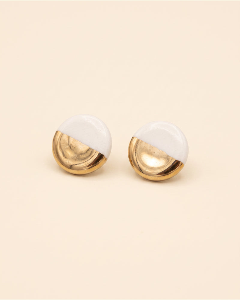 Handmade gold plated round earrings, grey, gold — packshot