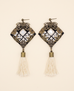 Handmade Balochi embroidered earrings, white, gold — packshot