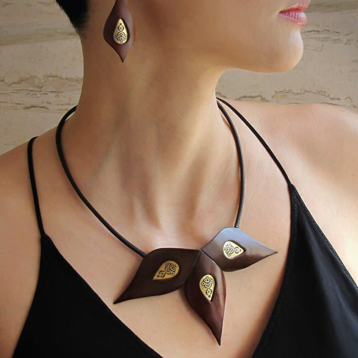 Etched Brass &amp; Cow Leather Necklace — Brown &amp; Gold | 2sheen Collection