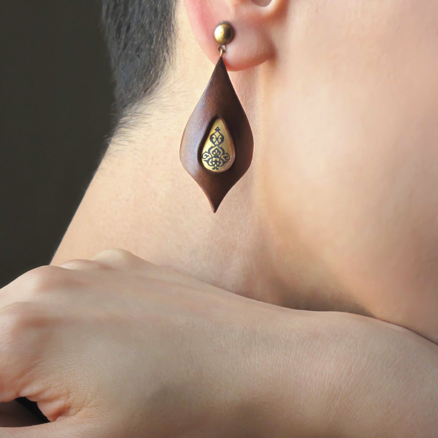 Handmade leather brass earrings, brown, gold