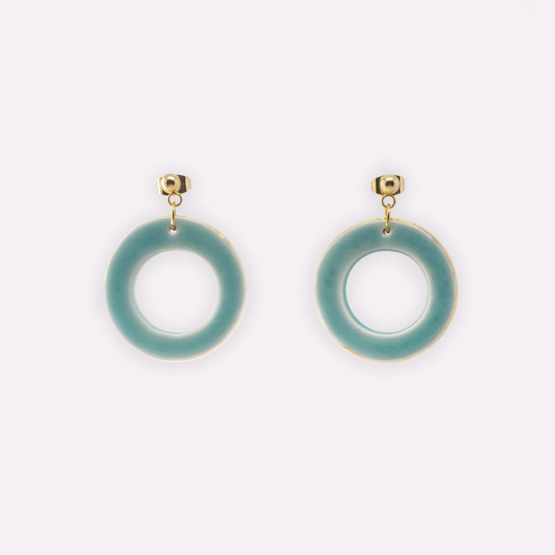 Handmade gold plated earrings, turquoise, gold — detail