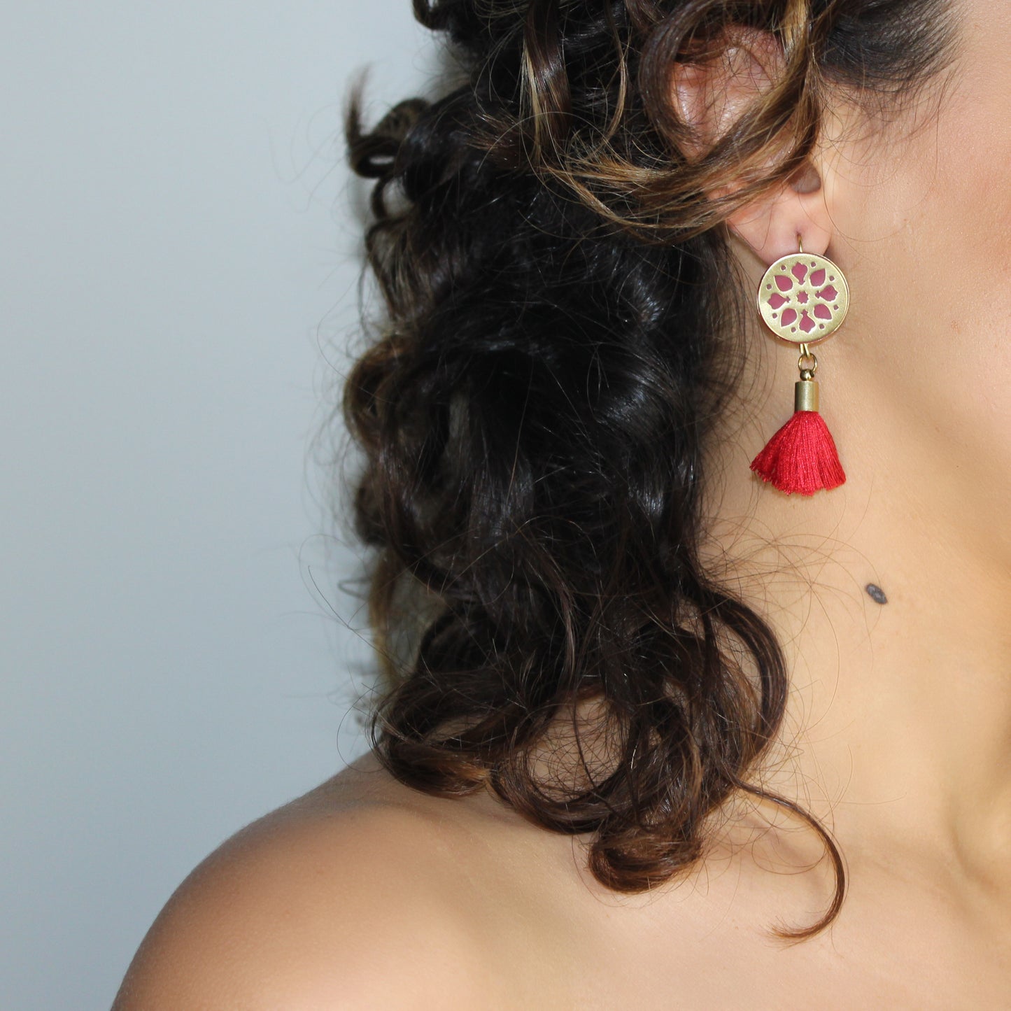 Handmade brass circle earrings, gold, red