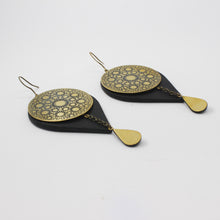 Brass Plate Split Earrings — Gold & Black | 2sheen Collection