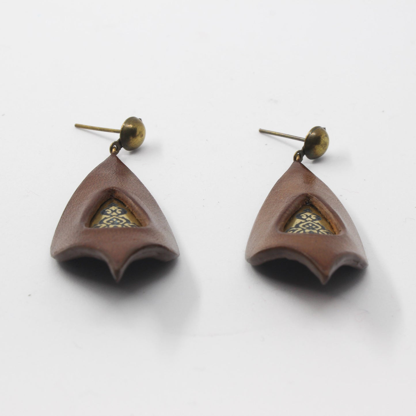 Handmade leather brass earrings, brown, gold