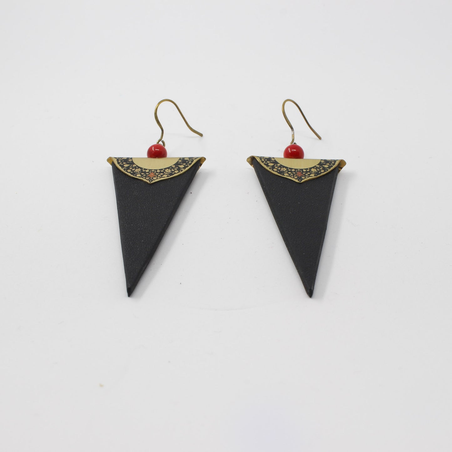Handmade brass plate leather earrings, black, gold