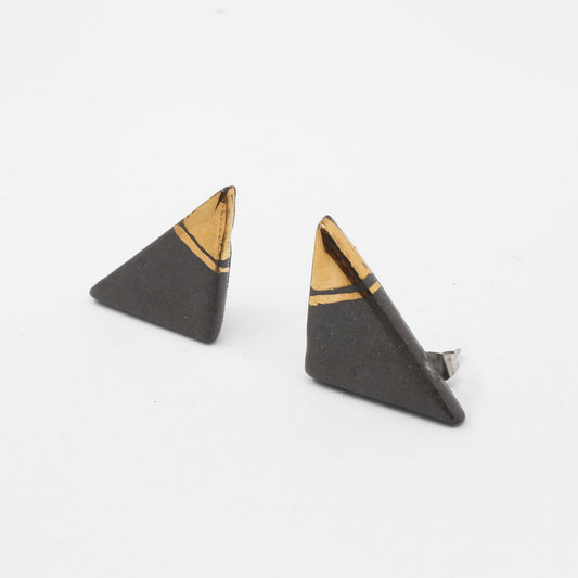 Handmade gold plated triangle earrings, black, gold